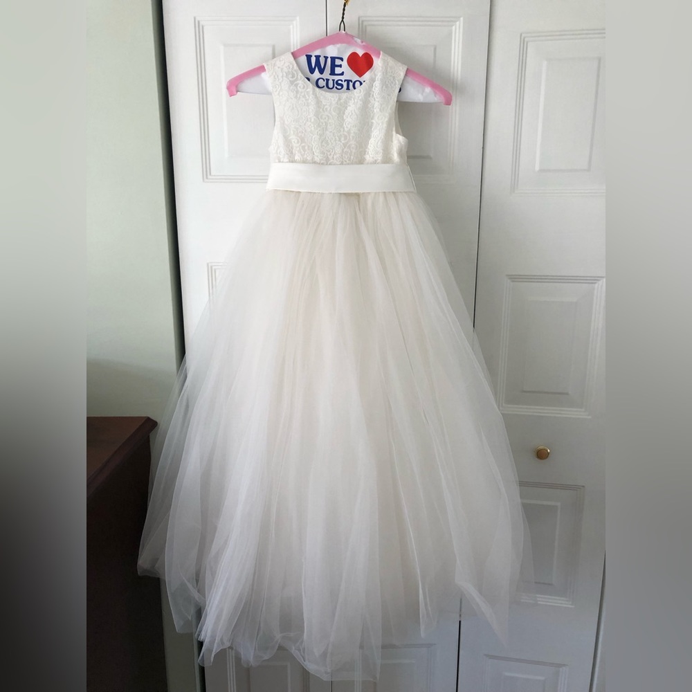David’s Bridal Flower Girl Dress